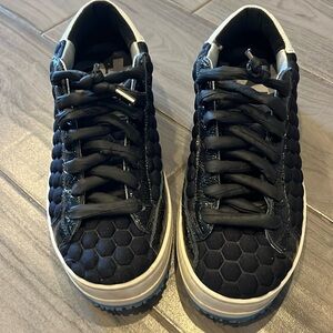 P448 black quilted sneakers